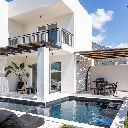 Modern Villa Casa Filo Verde With Private Pool & Bbq,200M From The Beach Plakiász Kültér fotó