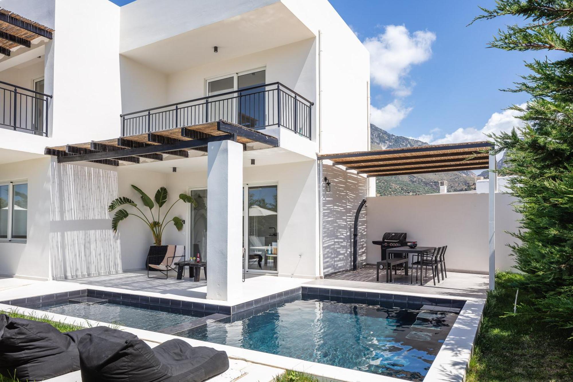Modern Villa Casa Filo Verde With Private Pool & Bbq,200M From The Beach Plakiász Kültér fotó